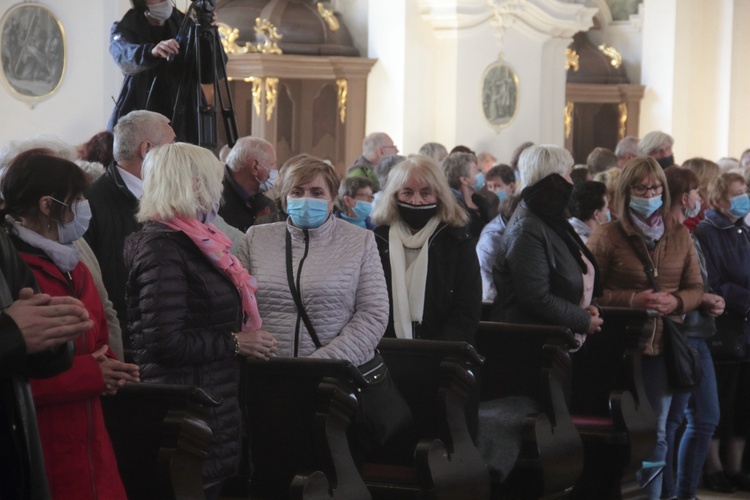 Żywy Różaniec u Matki