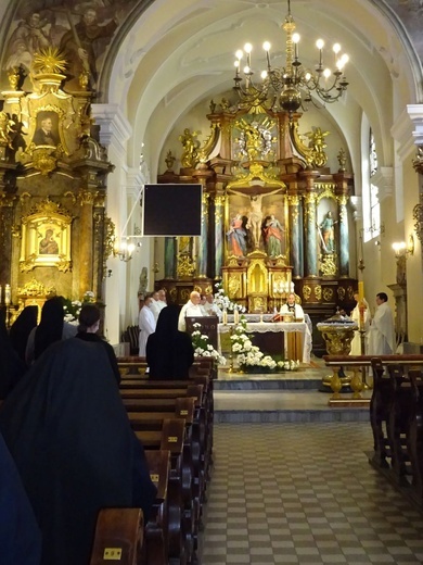 Pielgrzymka osób konsekrowanych