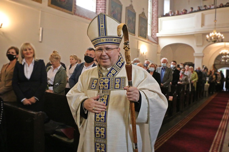 Karol - nasz człowiek, który został biskupem