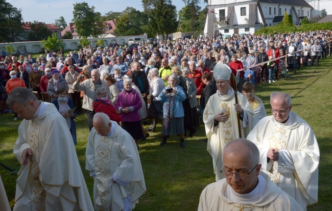 Pielgrzymka Rodziny Różańcowej do Wysokiego Koła