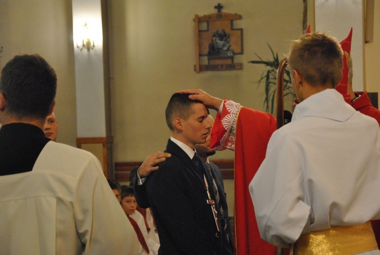 Bierzmowanie i wizytacja w Szymbarku