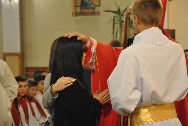 Bierzmowanie i wizytacja w Szymbarku