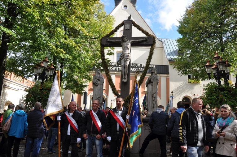 Pielgrzymka hodowców gołębi i orkiestr kalwaryjskich