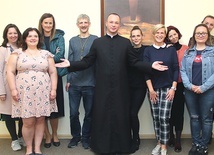 ▲	Grupa zaprasza na spotkania do domu parafialnego przy kościele św. Wojciecha w Koszalinie.