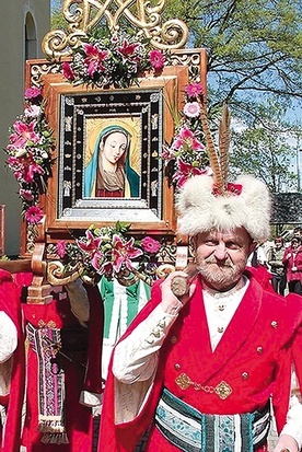 ◄	Pan Stanisław mieszka w Szczecinie, ale jego drugi dom to Rokitno.