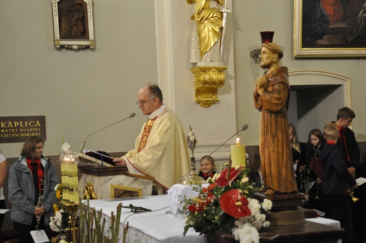 Pielgrzymka hodowców gołębi i orkiestr kalwaryjskich