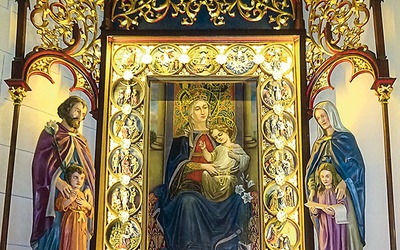 Neogotycki ołtarz w kościele Wniebowzięcia Najświętszej Maryi Panny (konserwacja M. Barski, 2015).