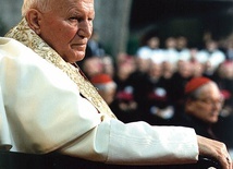 ▲	Wrocław, 31.05.1997. Jan Paweł II podczas ekumenicznej modlitwy w ramach 46. Międzynarodowego Kongresu Eucharystycznego.