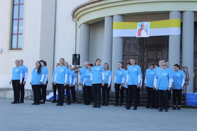 Zrobili prezent św. Janowi Pawłowi II