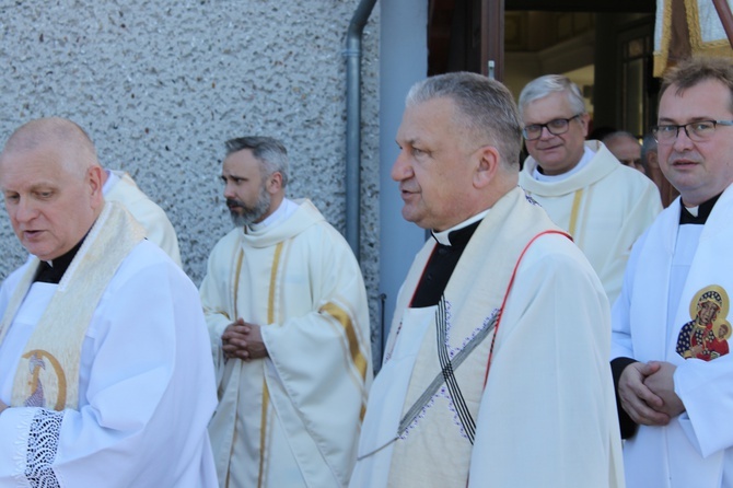 Matka Boża z Lourdes i Stygmaty św. Franciszka z Asyżu