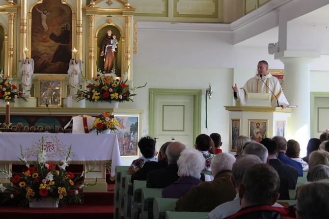 Matka Boża z Lourdes i Stygmaty św. Franciszka z Asyżu