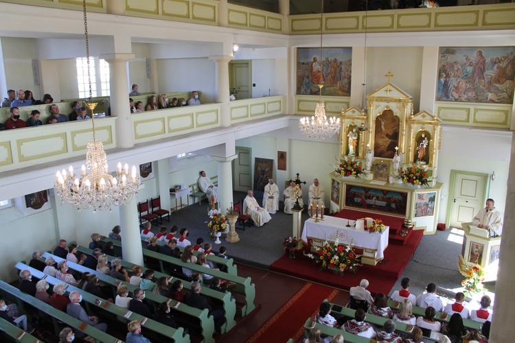 Matka Boża z Lourdes i Stygmaty św. Franciszka z Asyżu