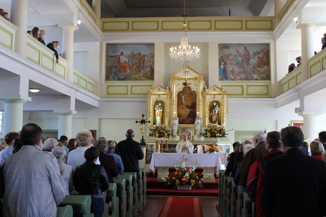 Matka Boża z Lourdes i Stygmaty św. Franciszka z Asyżu