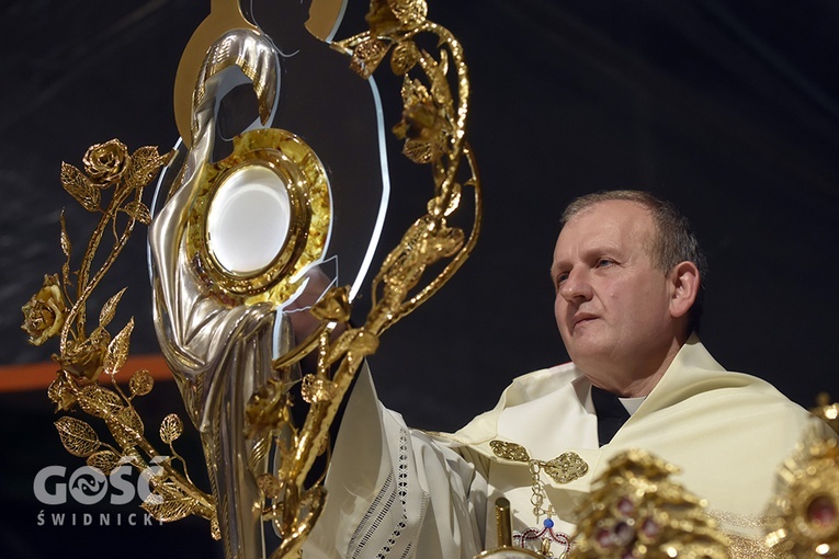 Msza św. i adoracja Najświętszego Sakramentu w Ząbkowicach Śląskich