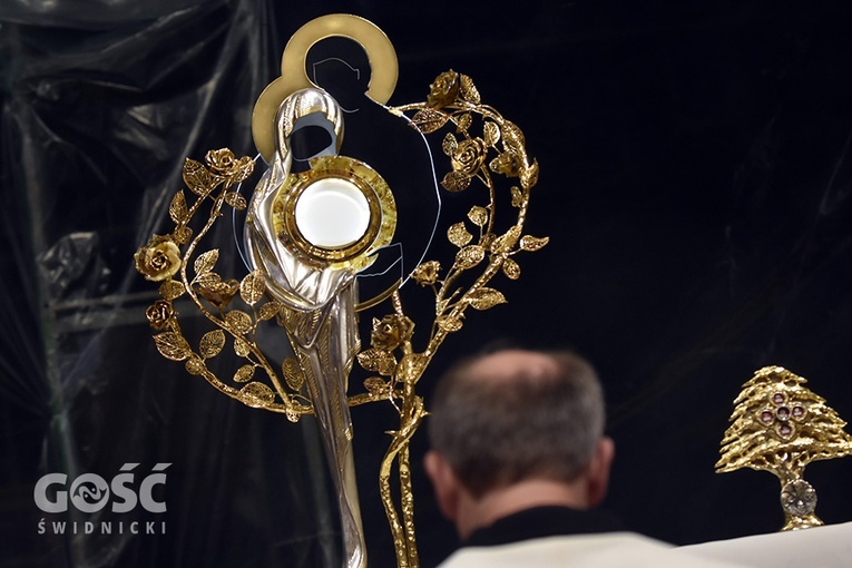 Msza św. i adoracja Najświętszego Sakramentu w Ząbkowicach Śląskich