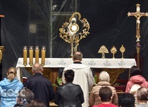 Msza św. i adoracja Najświętszego Sakramentu w Ząbkowicach Śląskich