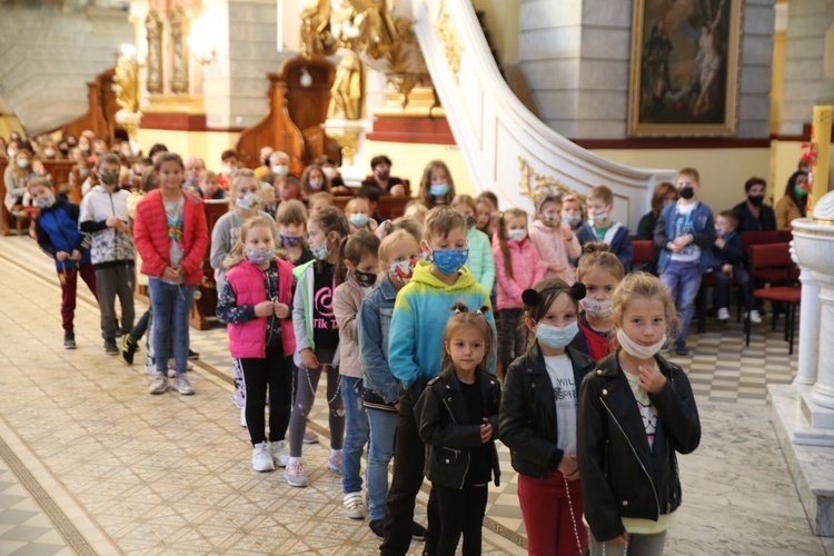 Janów Lubelski. Różaniec dla dzieci. 