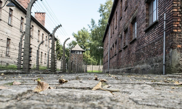 Zmarł Simon Gutman, jeden z pierwszych Żydów deportowanych do Auschwitz