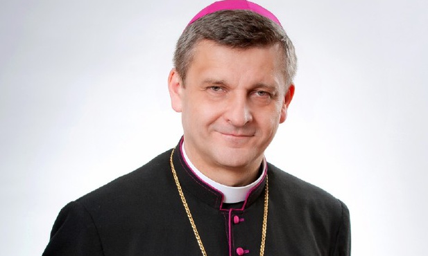 Bp Roman Pindel, ordynariusz bielsko-żywiecki zakażony koronawirusem