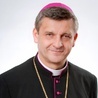 Bp Roman Pindel, ordynariusz bielsko-żywiecki zakażony koronawirusem