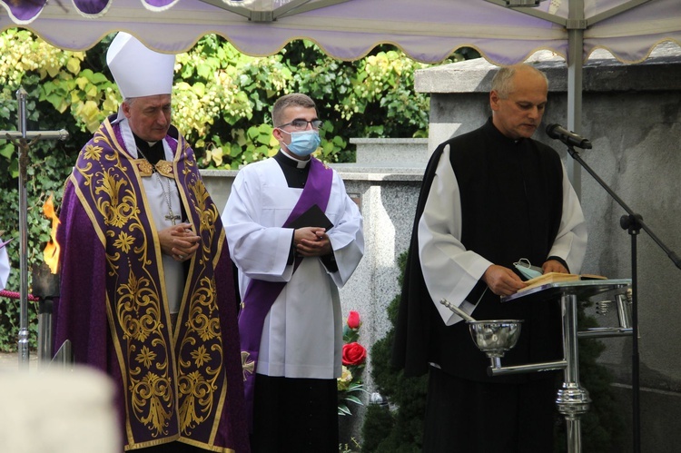 Tarnów. Pogrzeb śp. ks. prał. Adama Nowaka