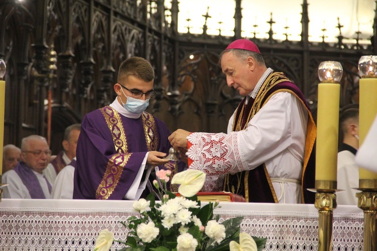 Tarnów. Pogrzeb śp. ks. prał. Adama Nowaka