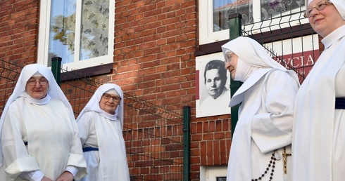 Od niemowlaka po seniora. 75-lecie szczecineckich niepokalanek