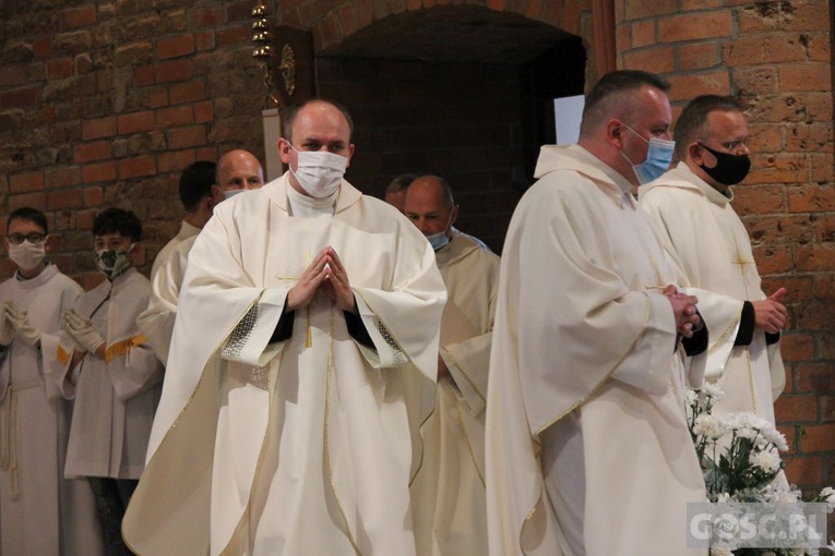 Modlitwa w intencji śp. ks. Janusza Malskiego w głogowskiej kolegiacie