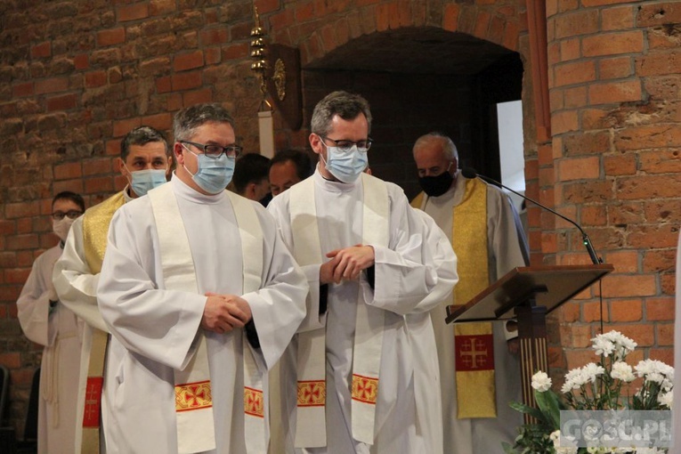 Modlitwa w intencji śp. ks. Janusza Malskiego w głogowskiej kolegiacie