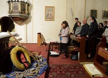 	Nabożeństwo w kościele św. Sebastiana w Opolu.