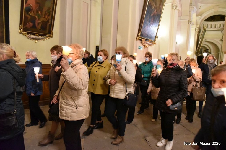 Nabożeństwo fatimskie w Żaganiu