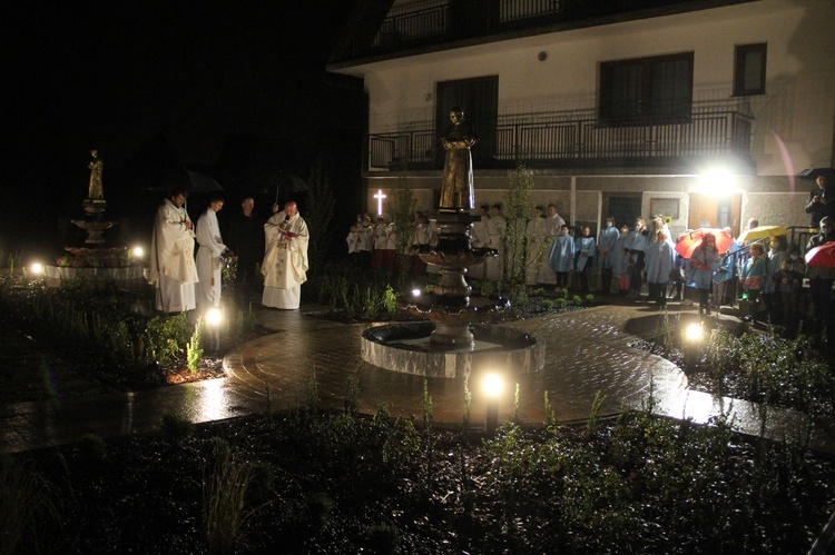 Październikowe nabożeństwo fatimskie w Łąkcie