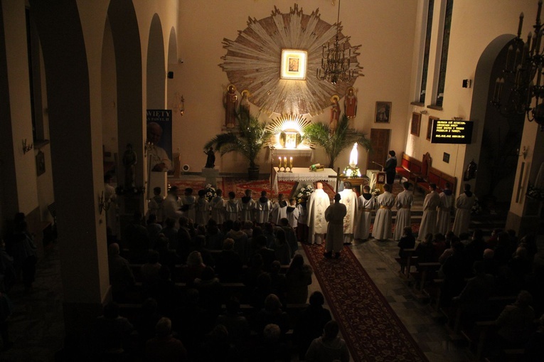 Październikowe nabożeństwo fatimskie w Łąkcie