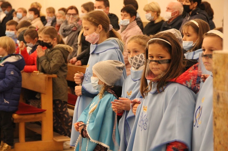 Październikowe nabożeństwo fatimskie w Łąkcie