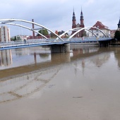 Fala wezbraniowa przechodzi przez Opolszczyznę