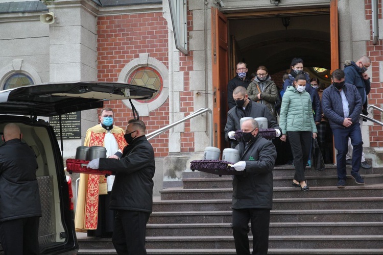 Pogrzeb dzieci nienarodzonych w Bielsku-Białej Kamienicy