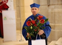 Bp Jan Kopiec doktorem honoris causa UPJPII w Krakowie