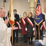 Nadanie imienia św. Jana Pawła II szkole podstawowej w Trzebiczu