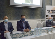 Uczestnicy debaty. Od lewej: Paweł Puton, Adam Duszyk i Jan Rejczak.