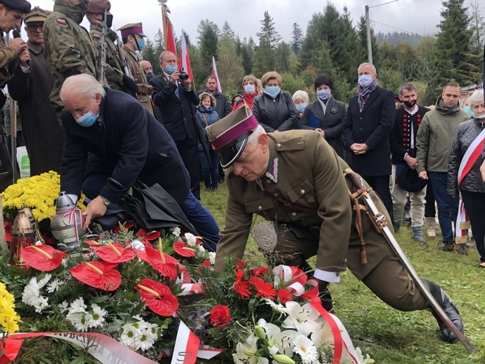 Poświęcenie pomnika por. Stanisława Kopika "Zemsty" na Zapolance w Złatnej