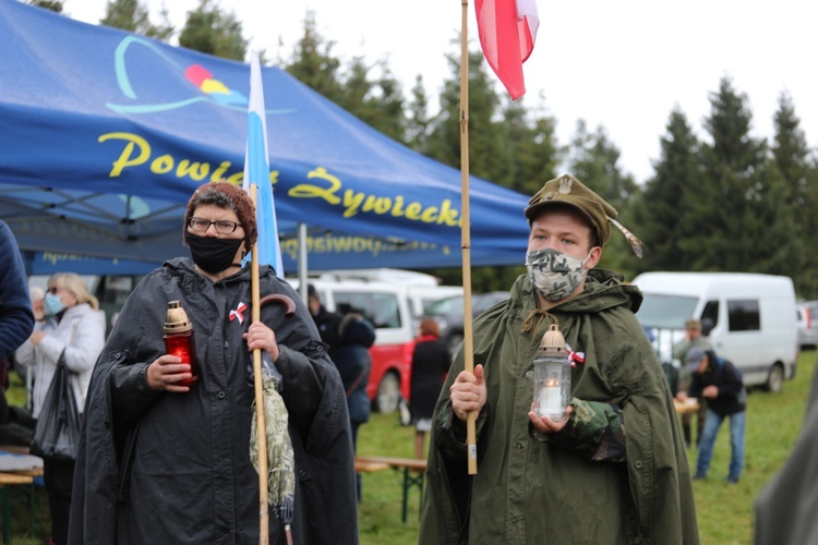 Poświęcenie pomnika por. Stanisława Kopika "Zemsty" na Zapolance w Złatnej