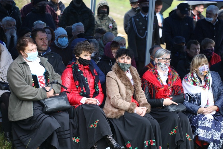 Poświęcenie pomnika por. Stanisława Kopika "Zemsty" na Zapolance w Złatnej