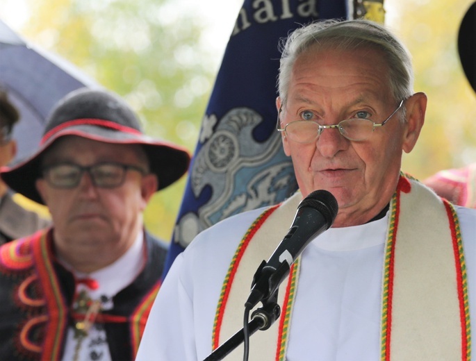 Poświęcenie pomnika por. Stanisława Kopika "Zemsty" na Zapolance w Złatnej