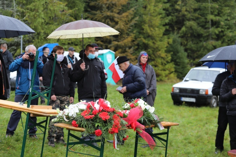 Poświęcenie pomnika por. Stanisława Kopika "Zemsty" na Zapolance w Złatnej