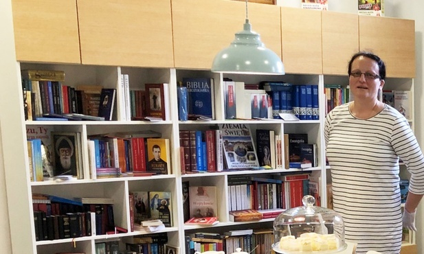 Na spotkania z aniołami i świętymi zaprasza do Cherubinka Sylwia Gaweł.