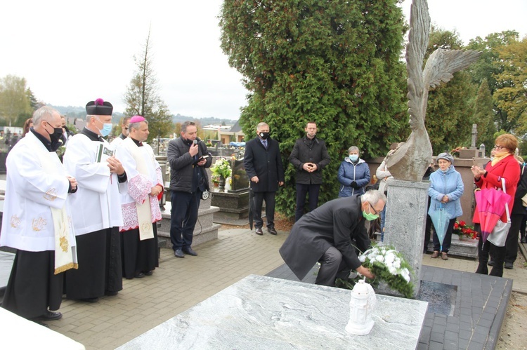 Tuchów. Pierwszy pochówek dzieci, które zmarły przed urodzeniem