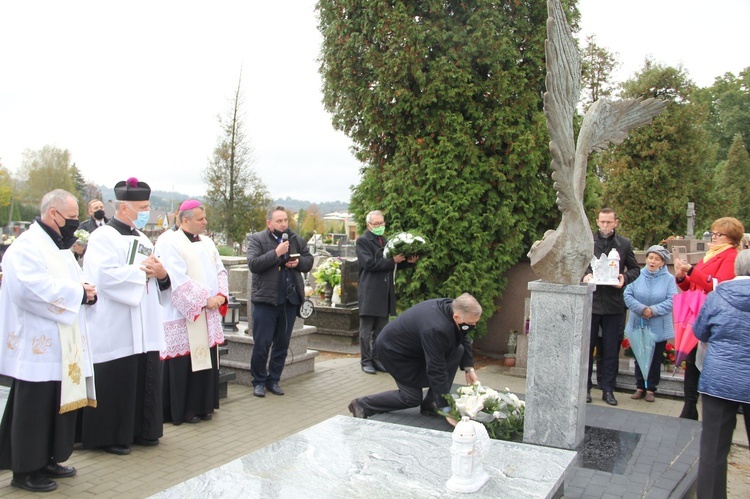 Tuchów. Pierwszy pochówek dzieci, które zmarły przed urodzeniem