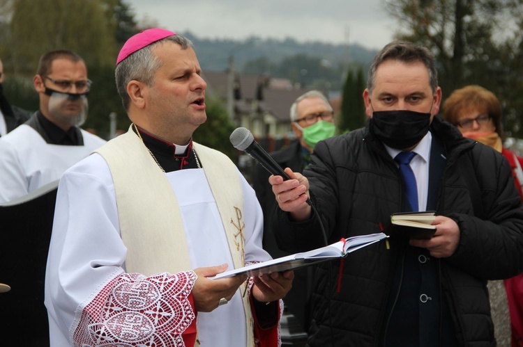 Tuchów. Pierwszy pochówek dzieci, które zmarły przed urodzeniem