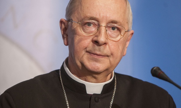 Przewodniczący Episkopatu zarażony koronawirusem 