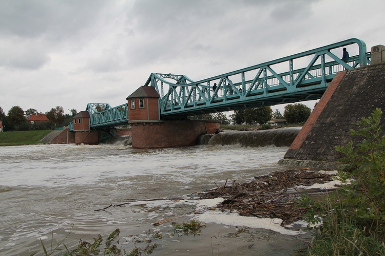 Wysoka Odra we Wrocławiu